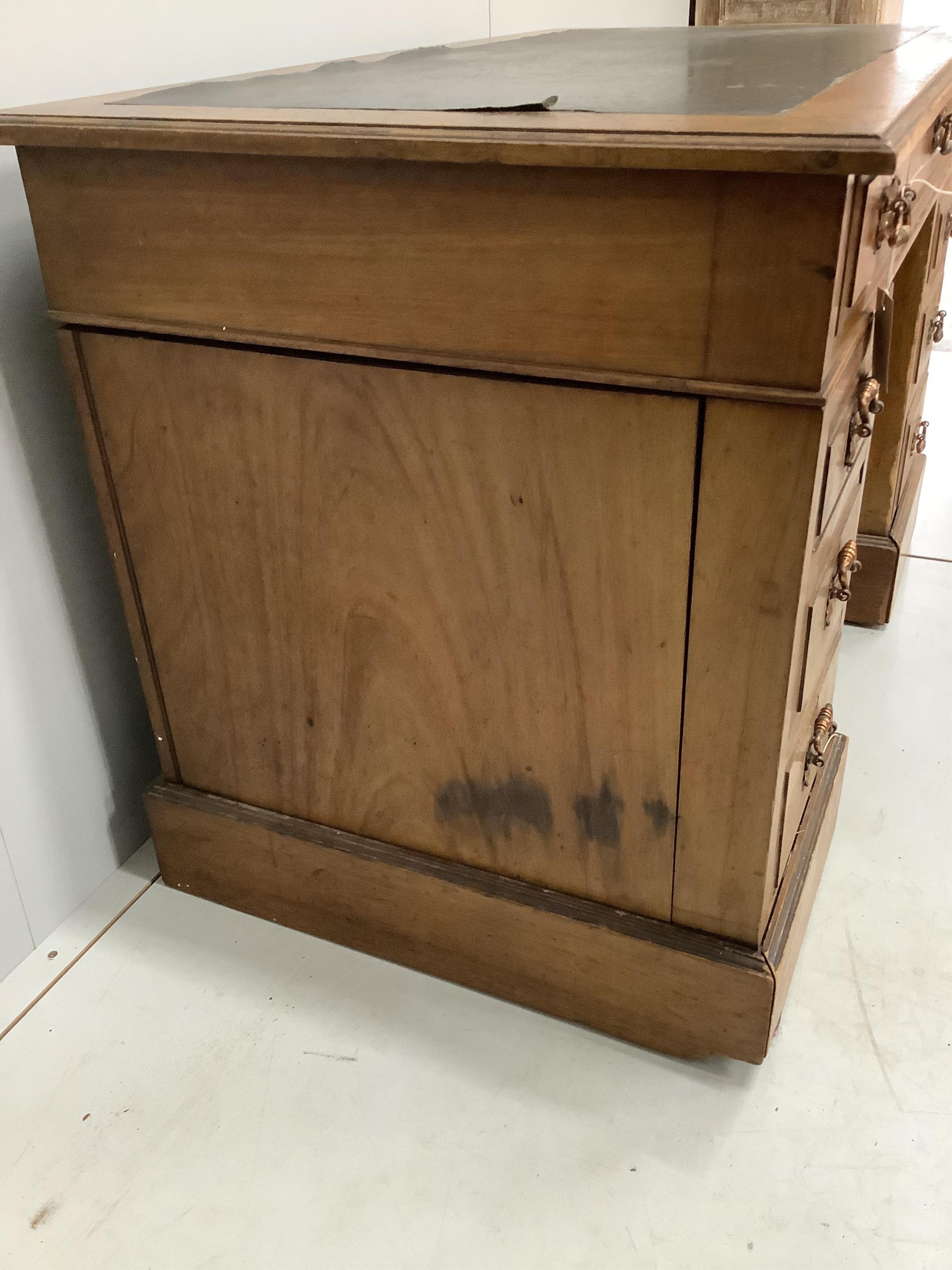 A late Victorian mahogany pedestal desk, width 120cm, depth 65cm, height 76cm